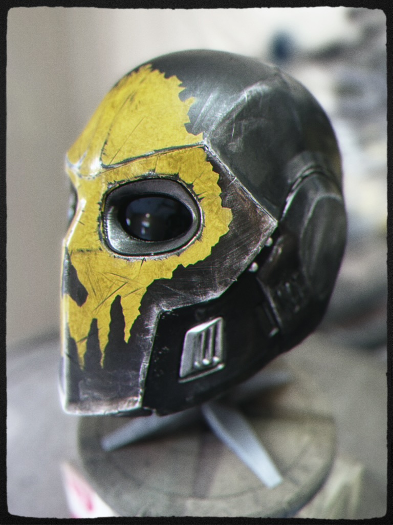 HELL-BENT Helldivers 2 Helmet - Hand-Painted Battle-Worn Wearable Cosplay Prop detail image